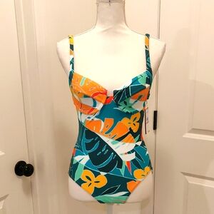 Tropical Floral One-Piece Swimsuit Vince Camuto One Piece Swimsuit Womens 6